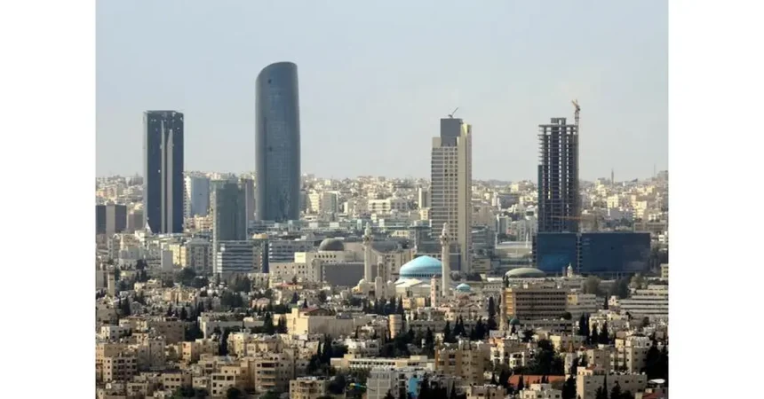 اليوم طقس بارد، بينما ستشهد درجات الحرارة ارتفاعًا بدءًا من الغد وحتى يوم الخميس