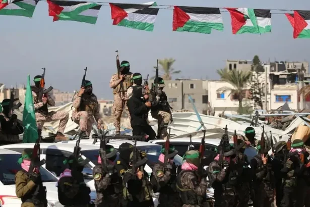 حماس : لا حديث عن اتفاقات جديدة أو جانبية