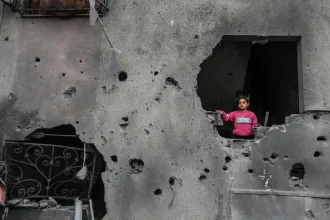 الاحتلال يستأنف حرب غزة توسيع العدوان وتوقّف جميع مخابز القطاع