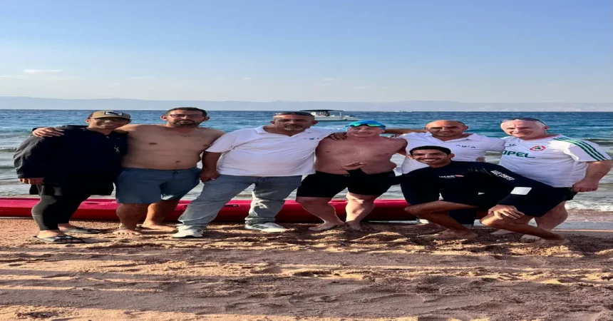 تقدير عالمي للشيف التنفيذي في أيلة توماس بروسنان لسباحته التاريخية على طول ساحل العقبة.