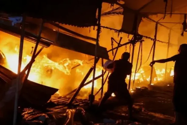 مجزرة جديدة: الجيش الإسرائيلي يحرق خيام نازحين جنوب غزة