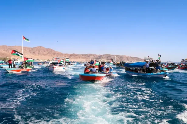 العقبة تحتفي بحريا  بعيد الاستقلال  الـ79