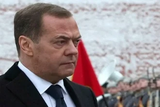 الرئيس الروسي السابق: يوم النصر لنا وتصريحات ترامب عن دور أمريكا "هراء مختلق"