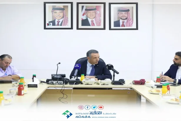 "الفايز: مطار العقبة ركيزة تنافسية"