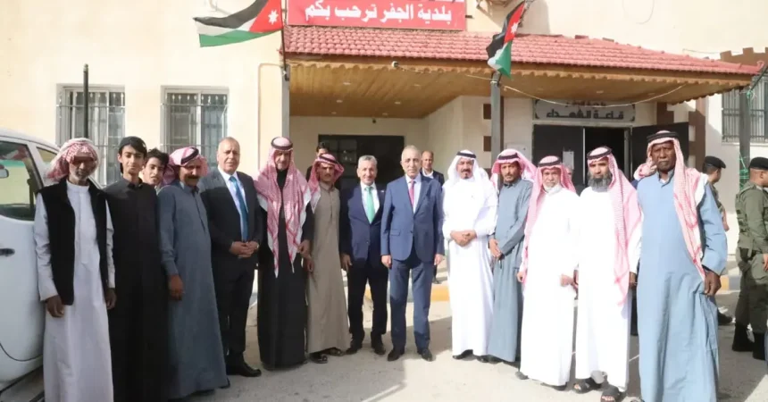 الرواشدة يقرر تأسيس مكتبة للطفل في قضاء الجفر