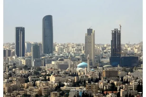 توقعات الطقس: معتدل اليوم وحار غدًا