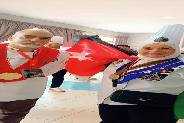 شاركت ضمن لجنة التحكيم فاطمة النسور في مهرجان اغادير العالمي للطبخ