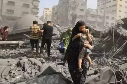  غارات إسرائيلية تخلف أكثر من 100 شهيد منذ فجر الخميس