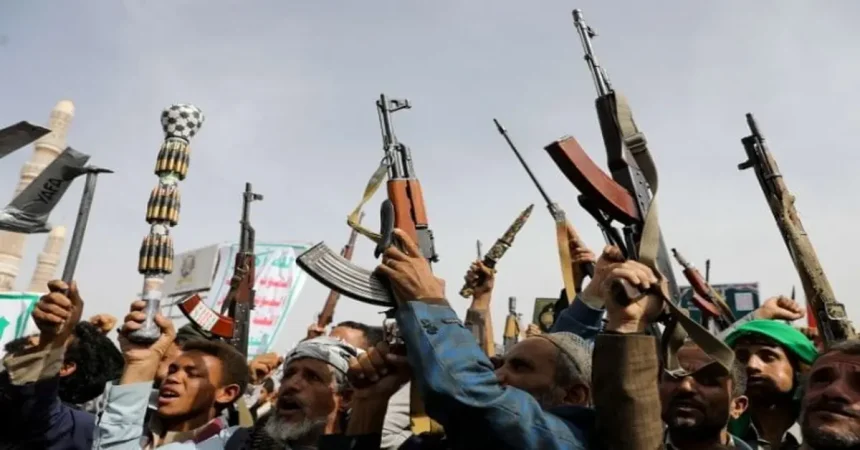 الحوثيون يتوعدون أمريكا: ردنا قادم