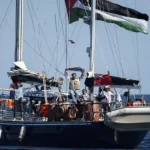 سفينة من "أسطول الحرية" محملة بمساعدات تبحر من إيطاليا إلى غزة