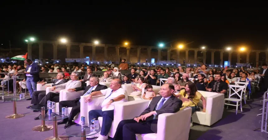 أنشطة متنوعة على الساحة الرئيسية تمزج بين التراث الأصيل والفن المعاصر في أجواء جرش