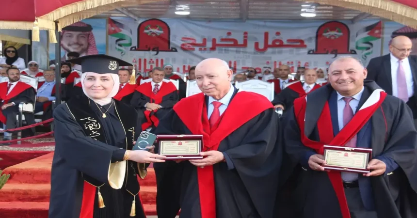 رئيس جامعة مؤتة يرعى الحفل الختامي لتخريج الفوج السادس والثلاثين