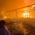 الدفاع المدني يخمد حريقاً في سوق شعبي بمساحة 5000 متر في عمان