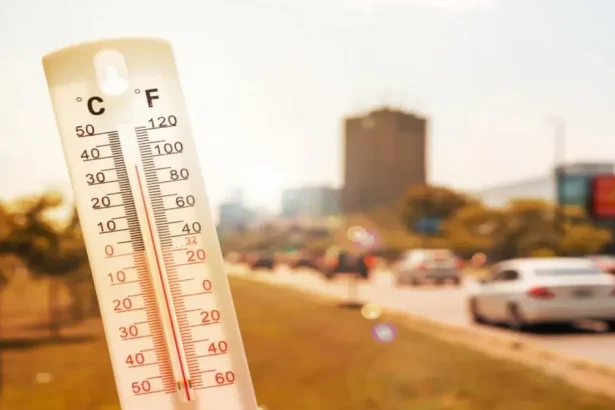 كتلة هوائية حارة وجافة تؤثر على الأردن اليوم وغدا الأربعاء