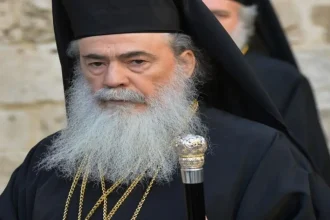 البطريرك ثيوفيلوس: الاردن السند الأكبر لكنيستنا ومسيحيي الأرض المقدسة