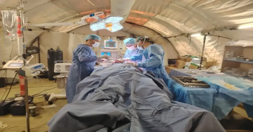 نجاح المستشفى الميداني الأردني جنوب غزة "7" في إجراء عملية جراحية متقدمة