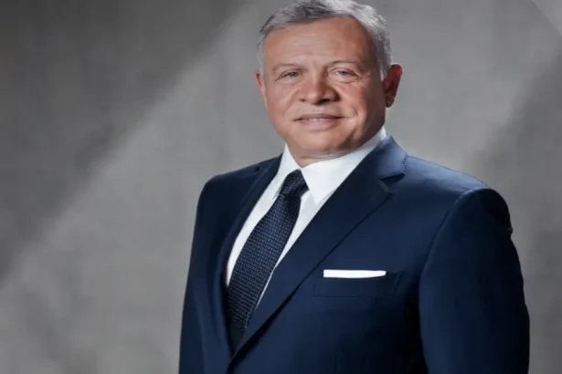 الملك يؤكد لماكرون رفض الأردن التصريحات الإسرائيلية حول رؤية "إسرائيل الكبرى"