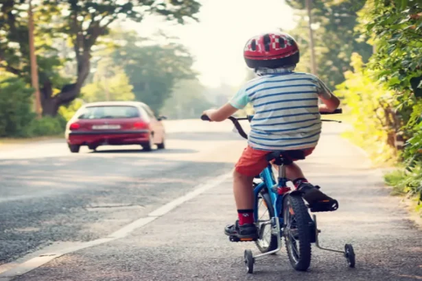 وفاة طفل دهسا في اربد أثناء لعبه بالدراجة الهوائية