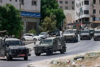 الاحتلال يحاصر المغير ويقتحم مخيم الفارعة