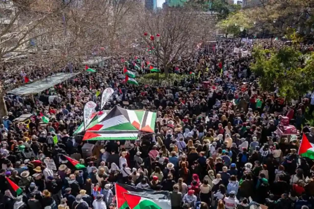  تظاهرة في أستراليا للمطالبة بوقف الحرب على غزة ومعاقبة إسرائيل