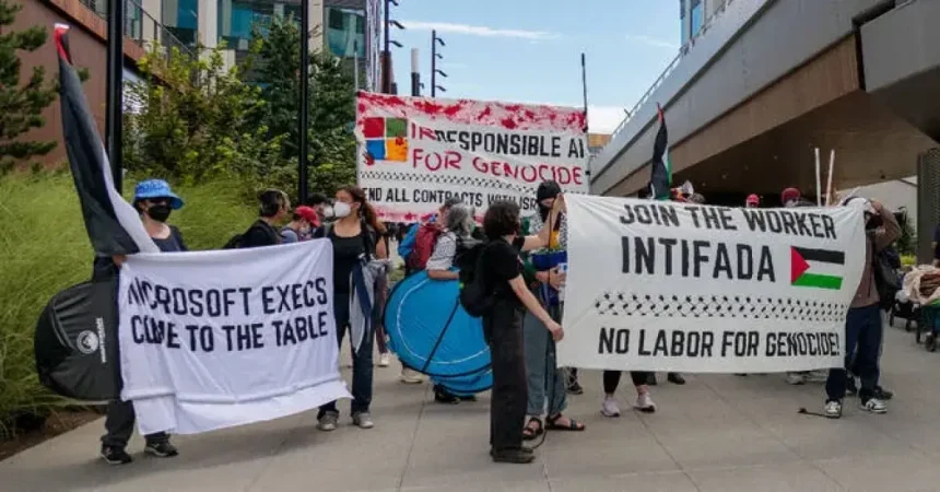 غضب في مايكروسوفت: موظفون يحتجون على تواطؤ الشركة في عدوان غزة.
