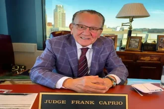 وفاة "القاضي الرحيم" بعد أيام من ظهوره في فيديو مؤثر من سرير المرض