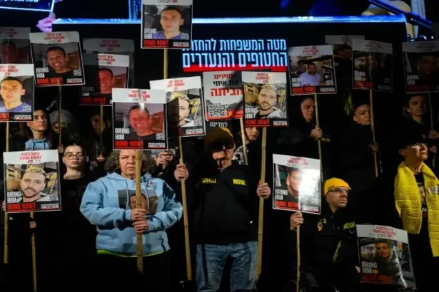 القسام صورة وداعية للأسرى