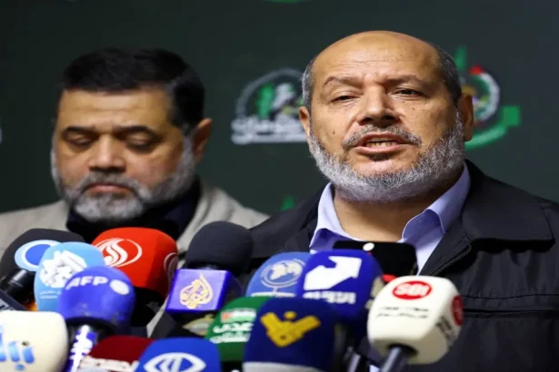 كنا رجالا على طاولة المفاوضات