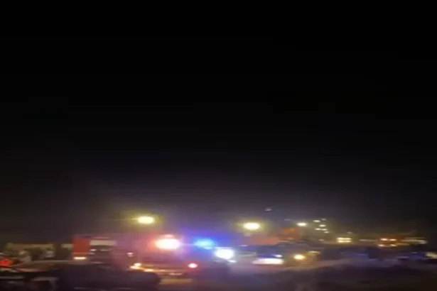 مركبة تقتحم منزلًا بالمفرق