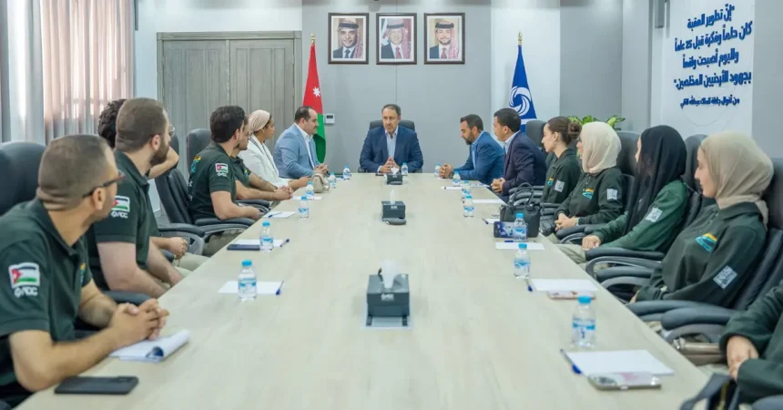 خدمة "بخدمتكم" في مطار الملك