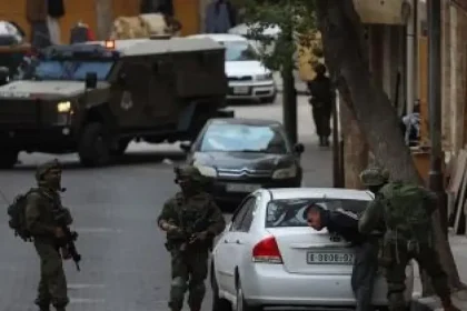 محاولة دهس جندي في الخليل