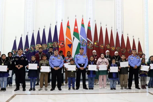 تخريج دورة أصدقاء الأمن العام