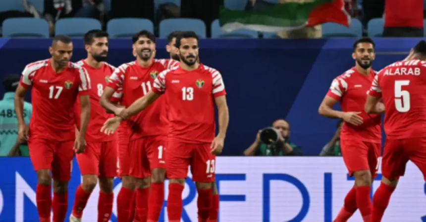 منتخب النشامى في المركز 64