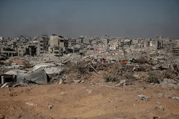 القسام يتوعد المتعاونين بغزة