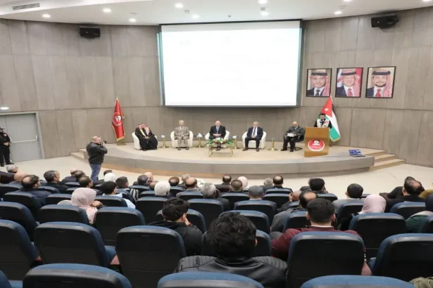 الزرقاء مدينة الجند والعسكر