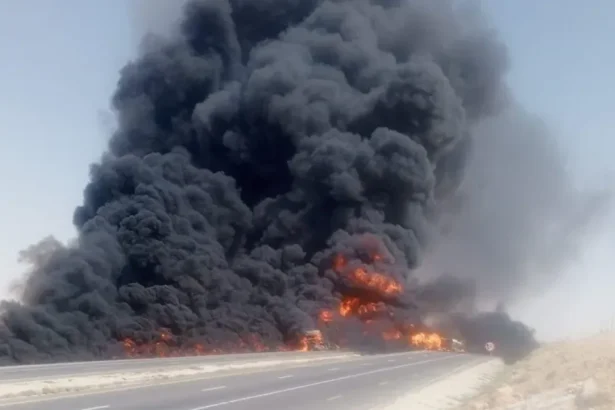 خطأ مروري تسبب باحتراق صهريج