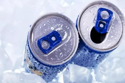 حظر مشروبات الطاقة للقاصرين