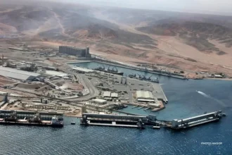 قيادة  الميناء بكفاءة واقتدار