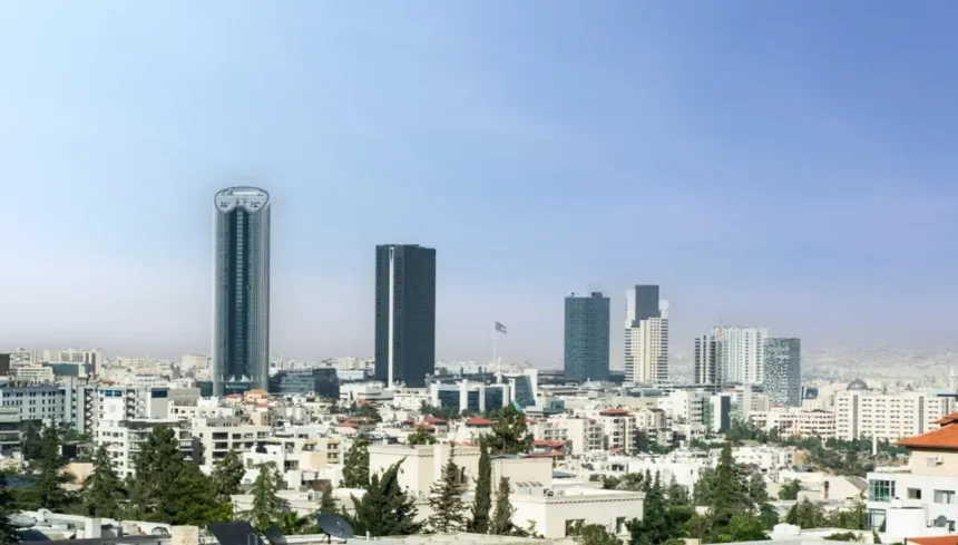 أجواء حارة الأربعاء والخميس