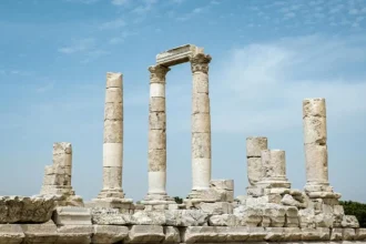 أجواء صيفية معتدلة بالأردن
