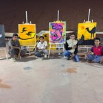 مشاركون في برنامج الرسم لليافعين يعرضون لوحاتهم الفنية المتنوعة في ختام المبادرة بالعقبة.