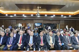ندوة فرسان التغيير تناقش دور الشباب والتحديث السياسي بحضور مسؤولين وشخصيات مجتمعية في المكتبة الوطنية